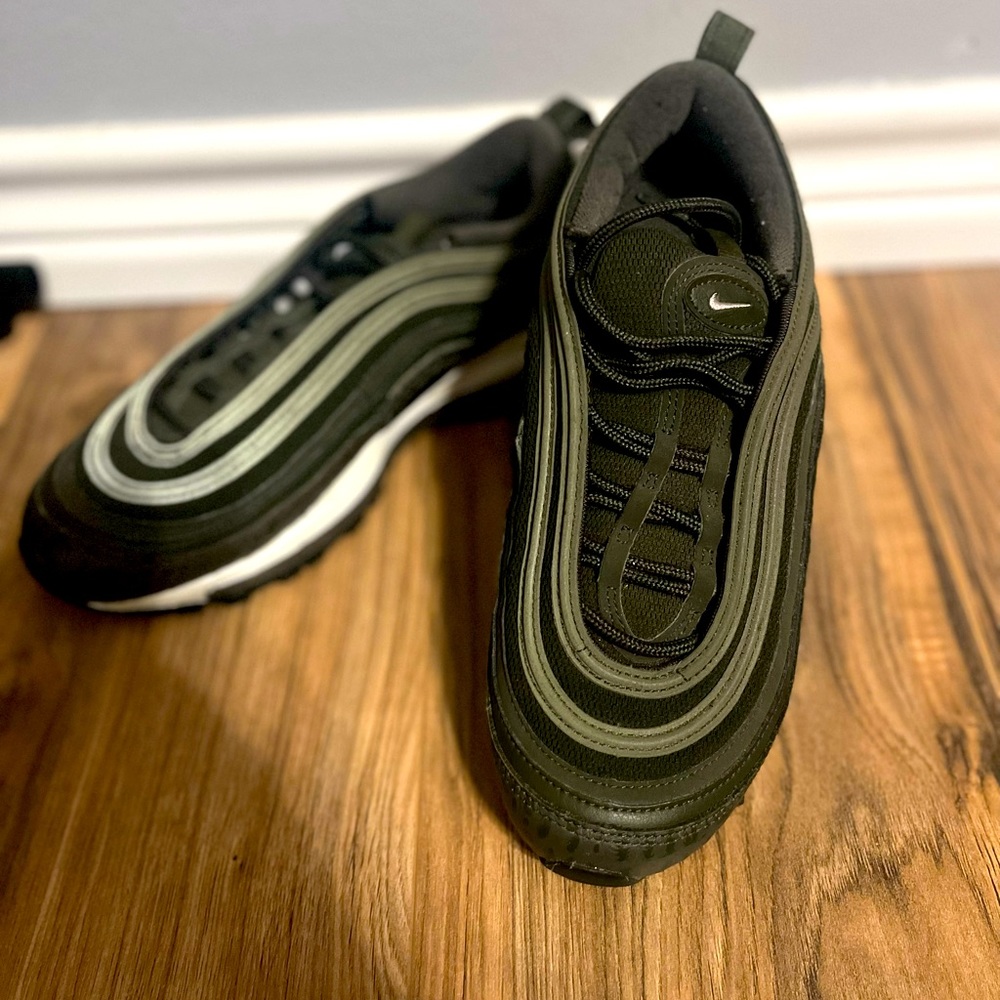 Women Nikes